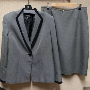 Kasper suit